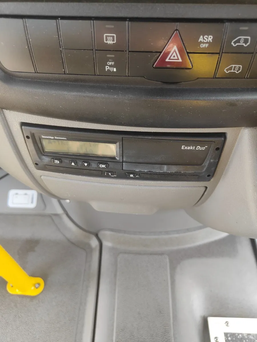 December 2015 sprinter - Image 2
