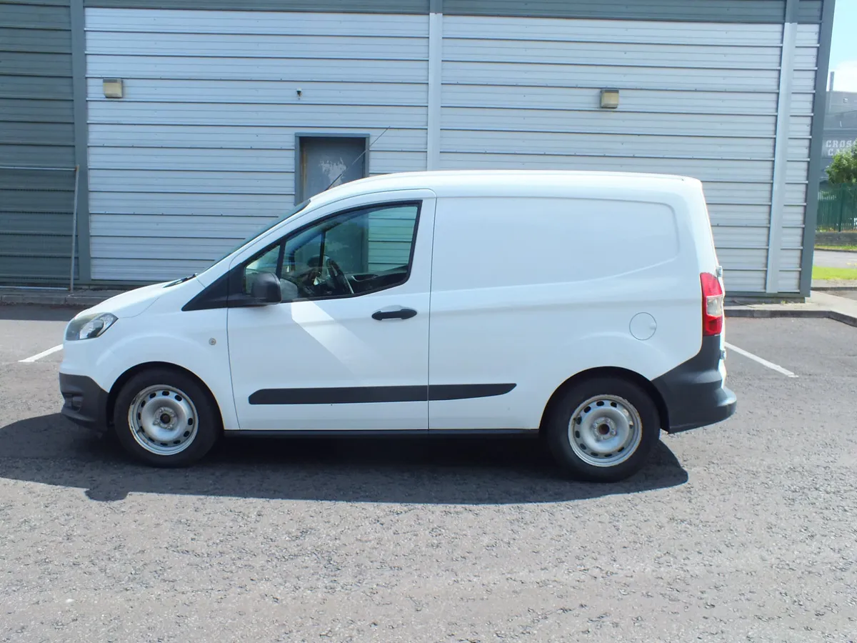 Ford Transit 2015 - Image 2