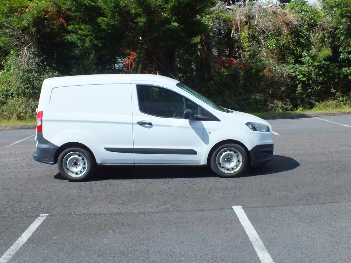 Ford Transit 2015 - Image 1