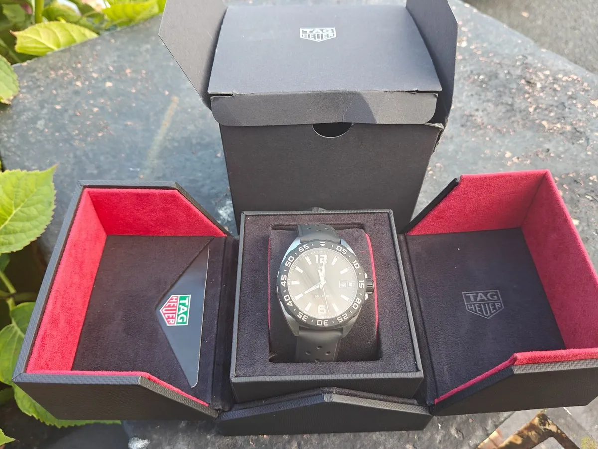 Tag Heuer Formula 1 mens black strap watch - Image 3