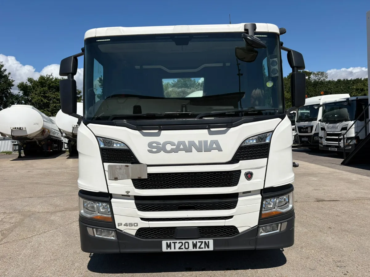 SCANIA P450 6X2 UNIT - Image 3