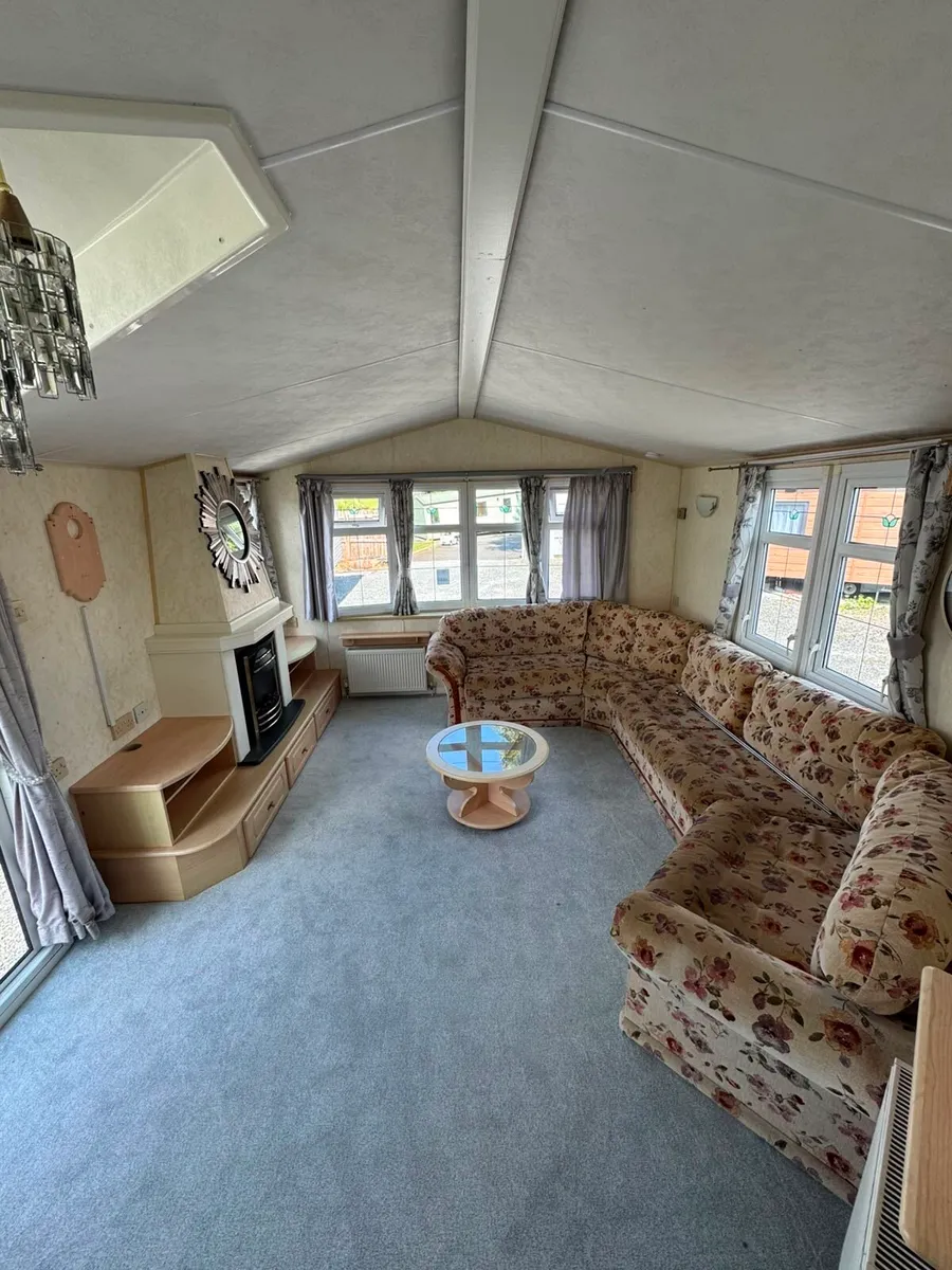 Willerby Lyndhurst 38x12 - Image 3