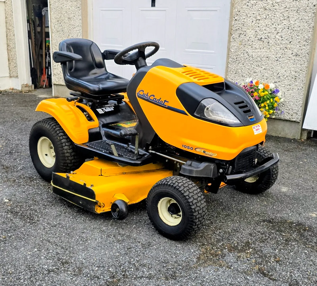23HP  Zero Turn - Image 1