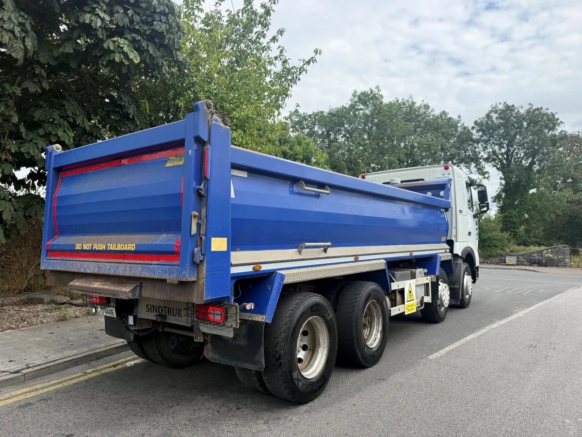 SINOTRUK 2019 - Image 4