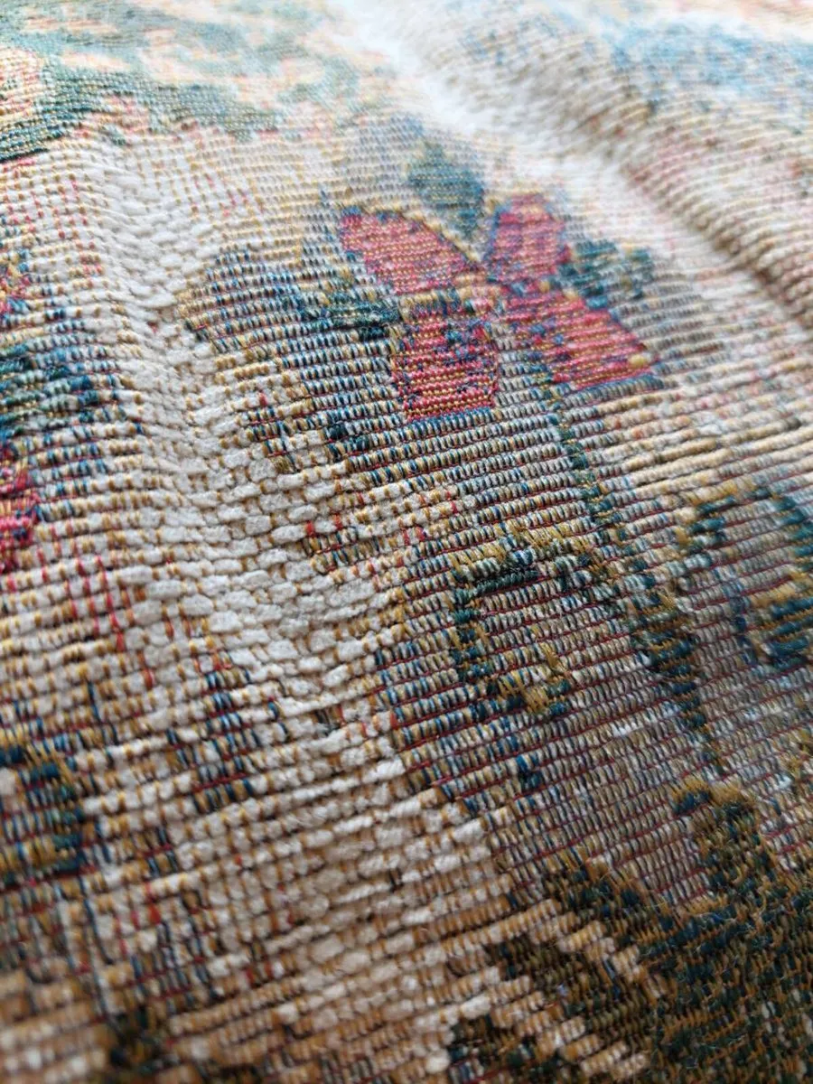 Matching 2 and 3 seater very comfortable - Image 2