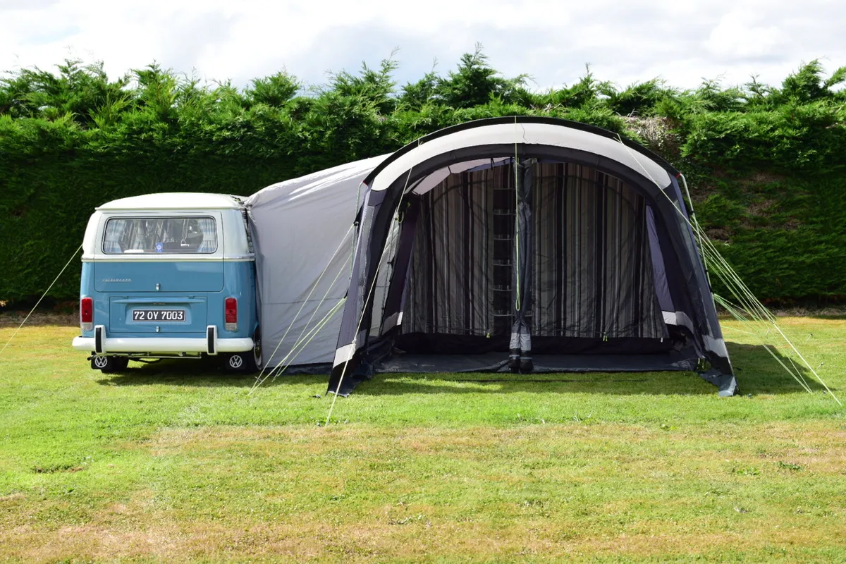 Drive away awning - Image 1