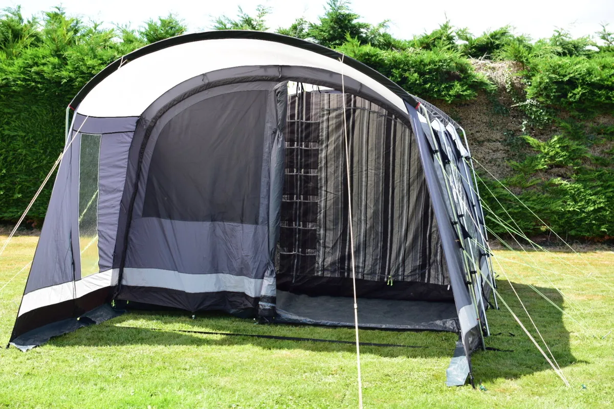 Drive away awning - Image 3