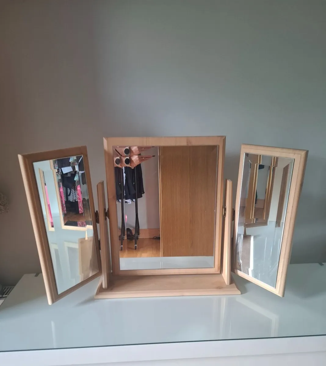 Mirror - Image 2