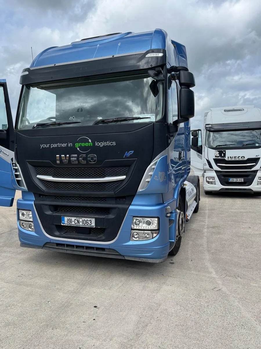 2019 Iveco Stralis AS440 4x2 - Image 1