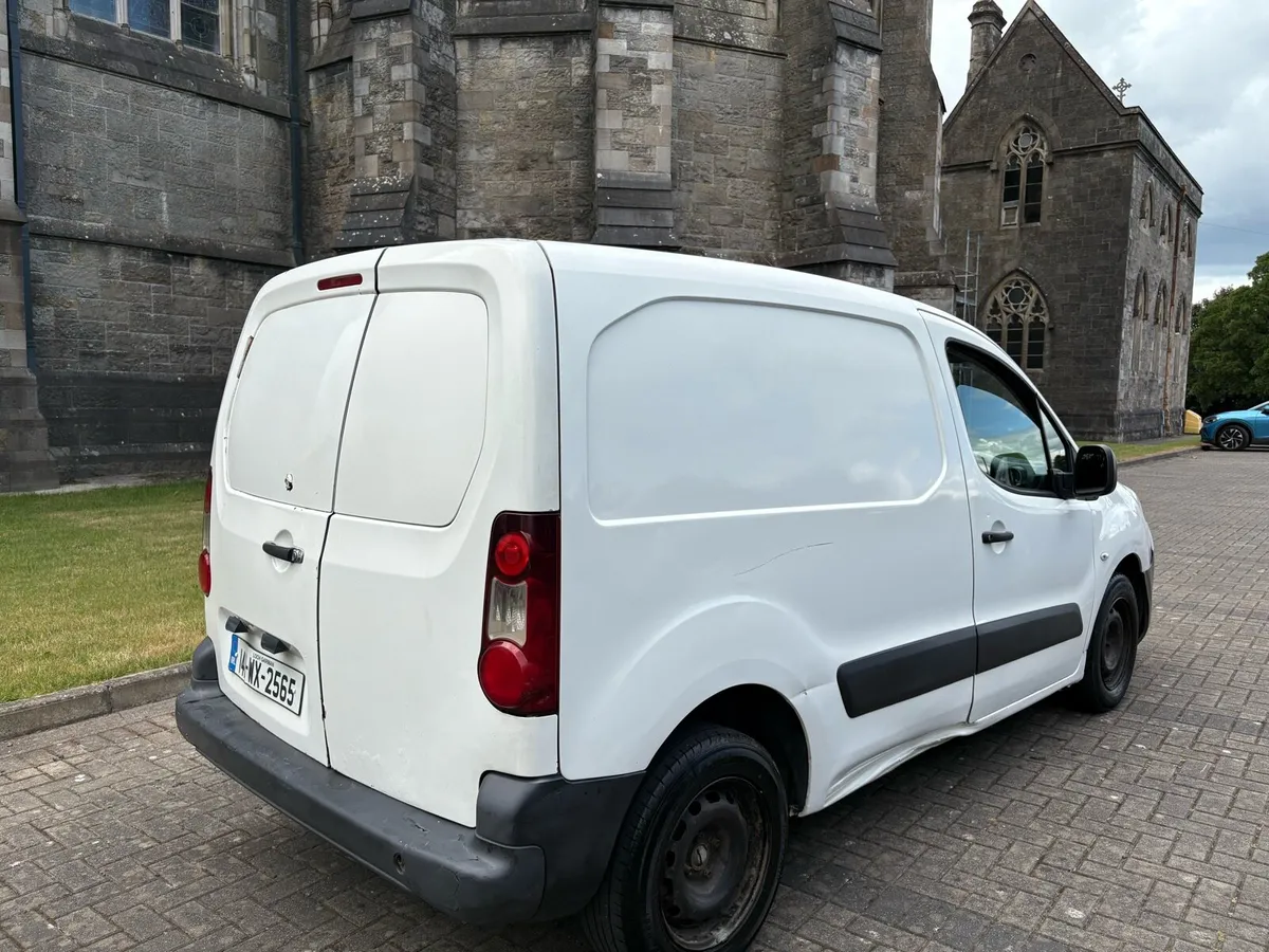 141 Peugeot partner 1.6Diesel low miles - Image 4