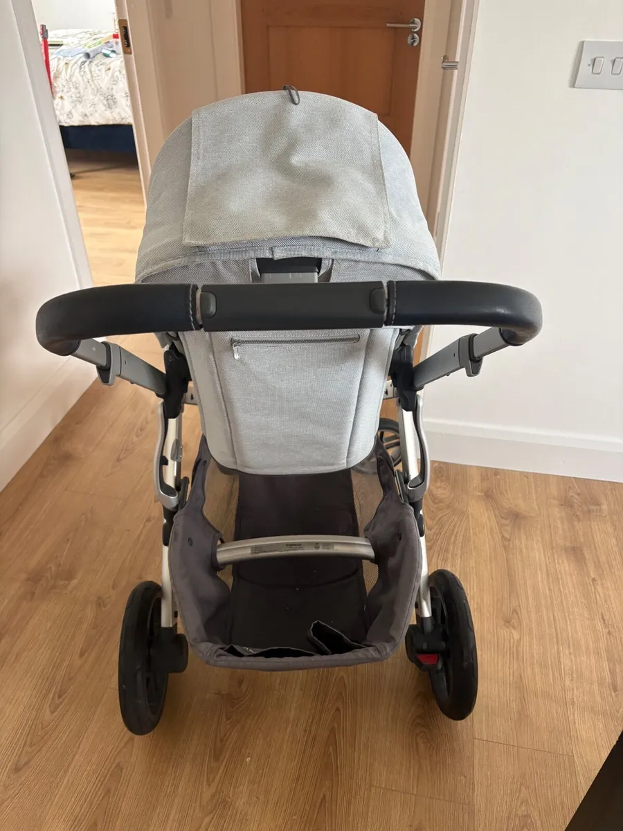 Uppababy vista pram - Image 2