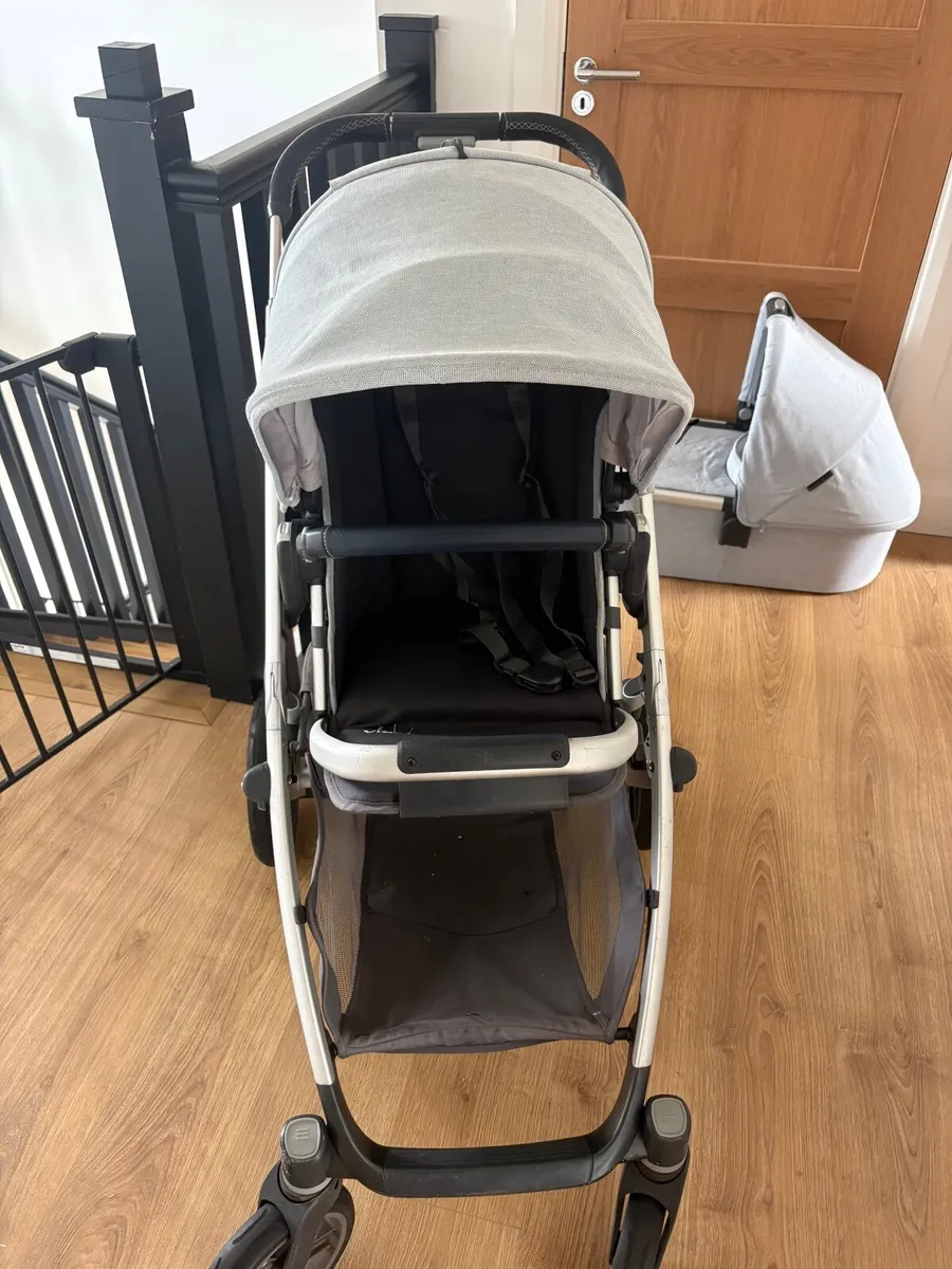 Uppababy vista pram - Image 3