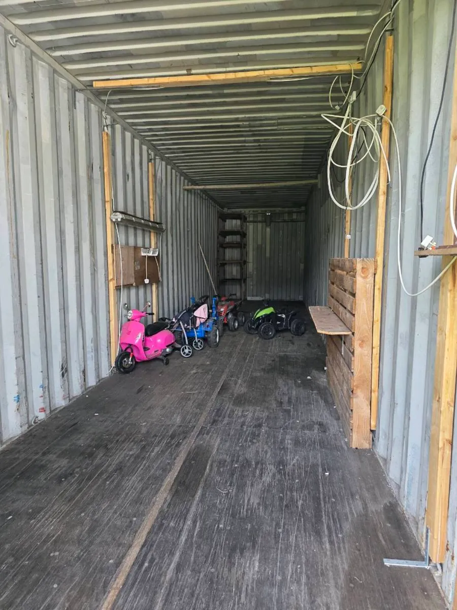 40ft Container - Image 2