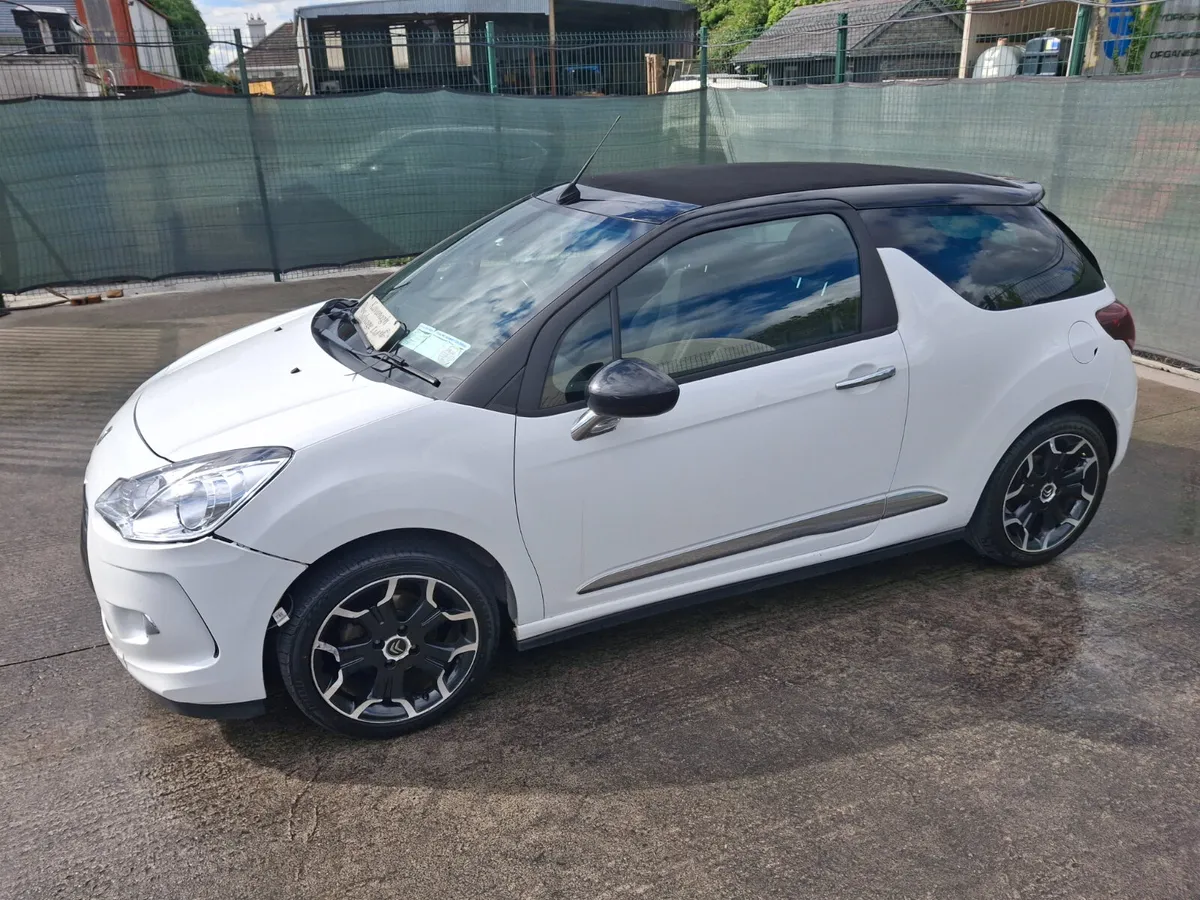 142 Citroën DS3  Plus  1.6 Diesel - Image 1