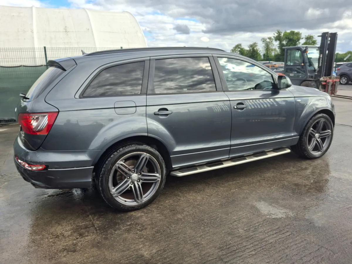 132 Audi Q7 S-Line  Plus  3.0 Diesel  204 bhp - Image 3