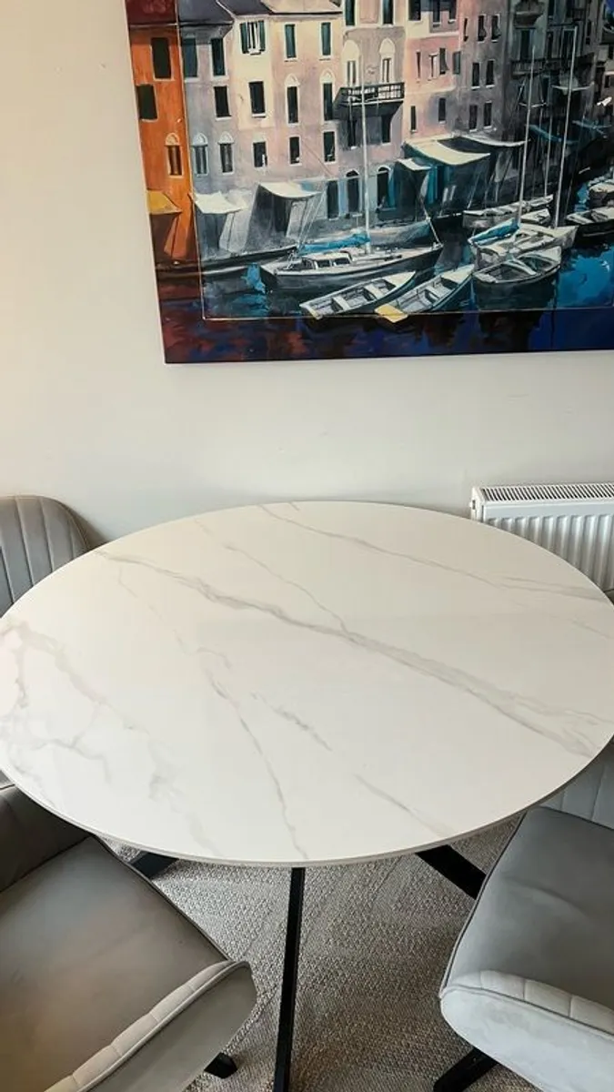 Dining table and chairs - Image 2