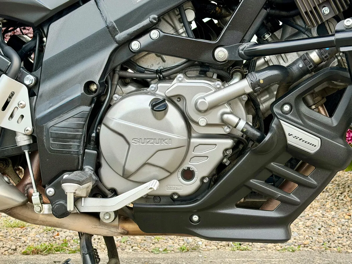 Suzuki V-Strom 650 XT 2023 - Image 4