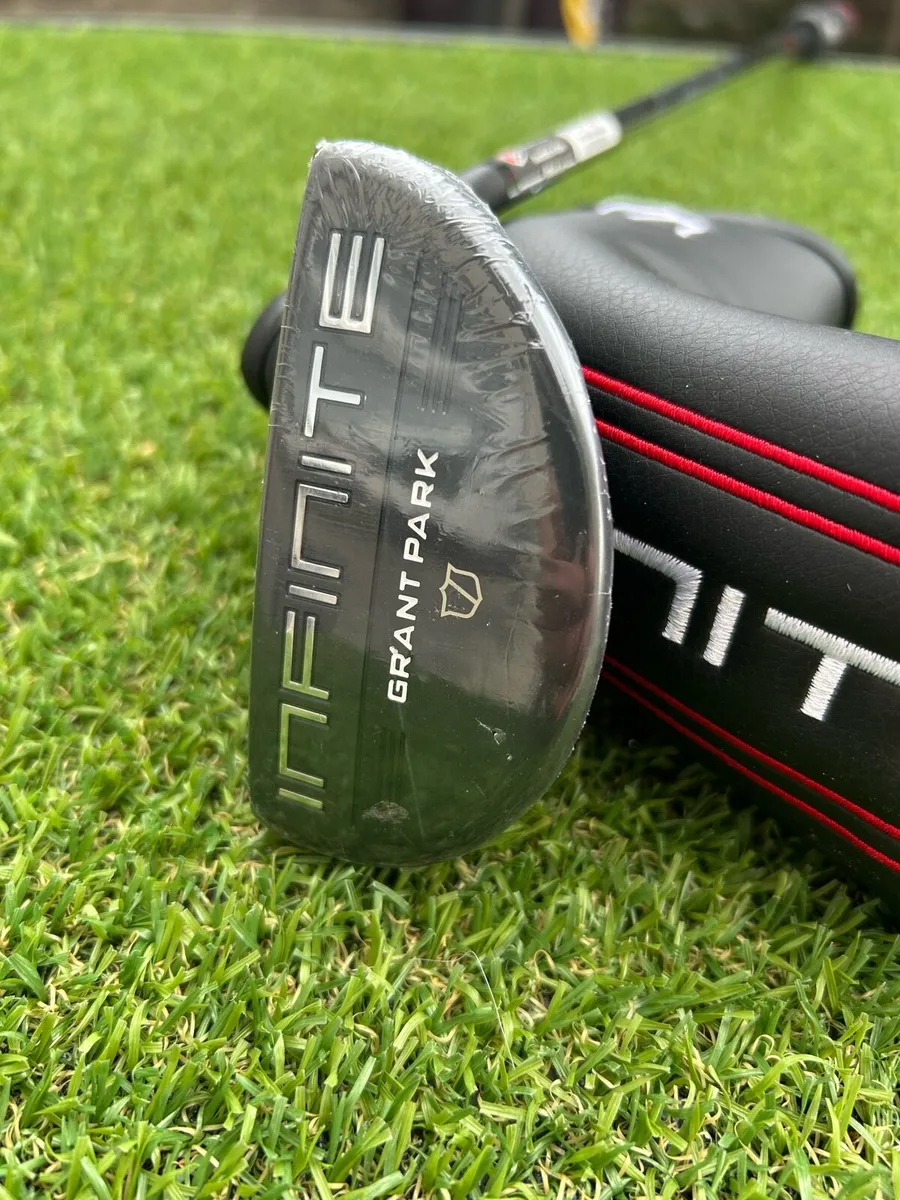 Full set of ladies golf clubs - Image 4