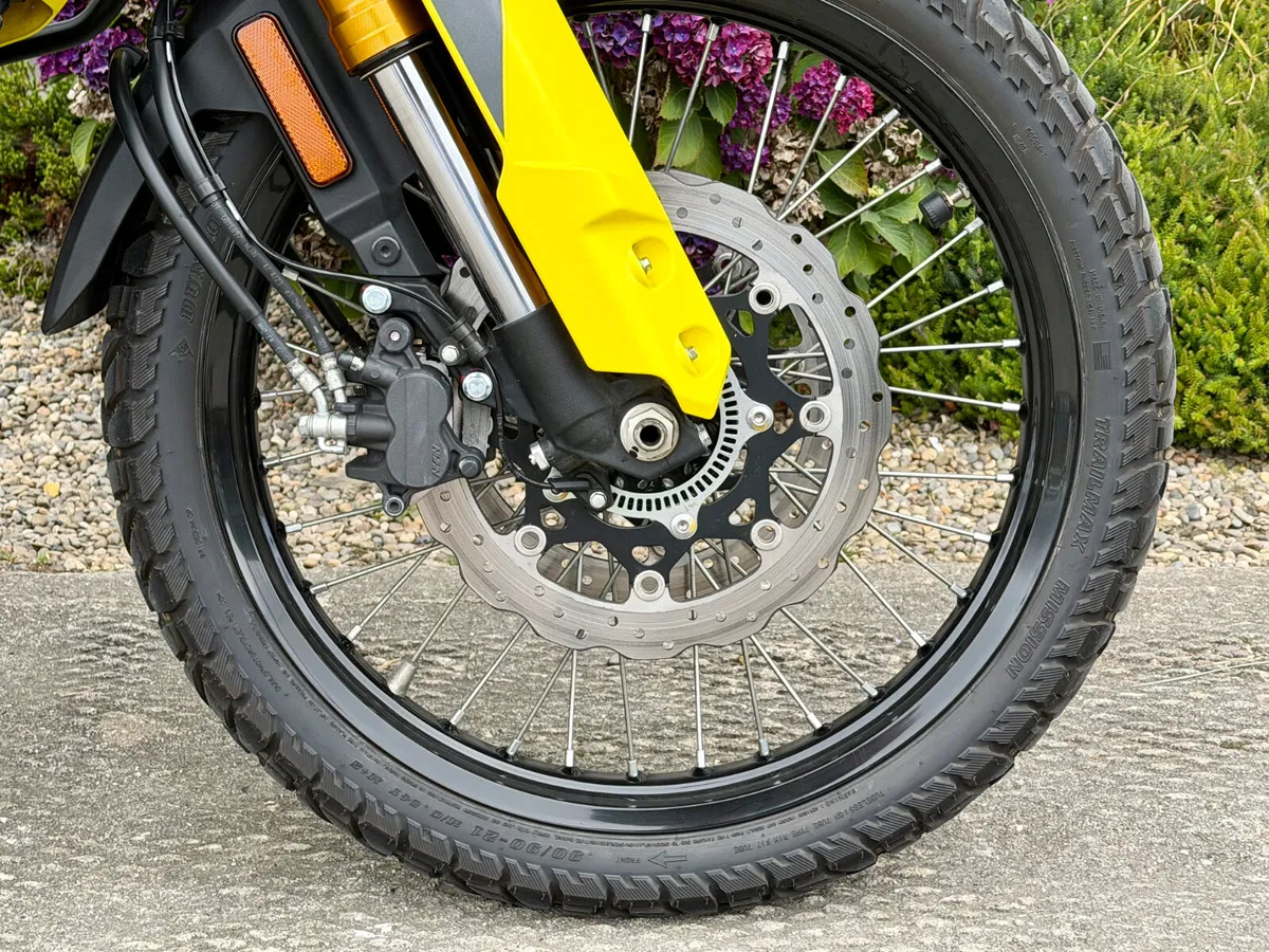 Suzuki V-Strom 800 DE 232 - Image 4