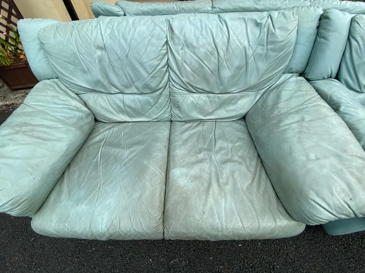 Leather 3 piece suite - Image 3