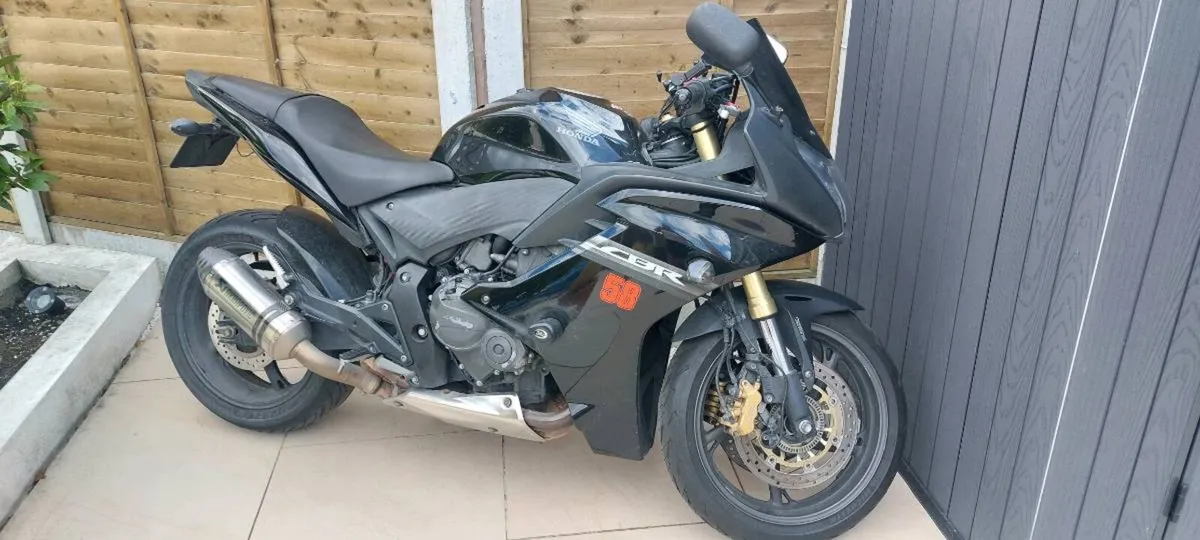 Honda CBR600F ABS 2012 - Image 1
