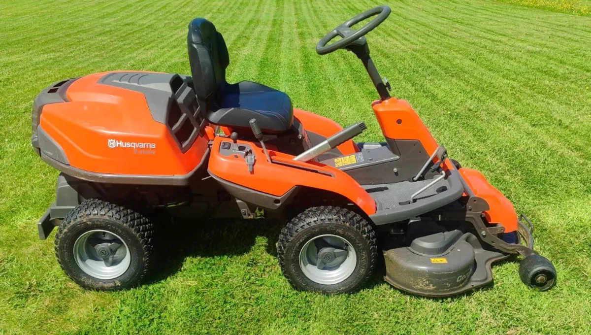 Husqvarna R214TC - Image 3