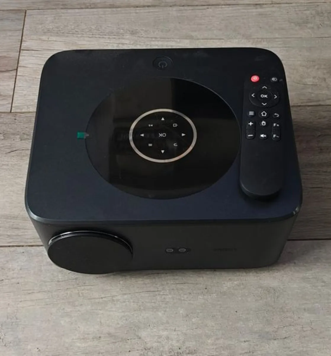 Xiwnbsy projector - Image 4