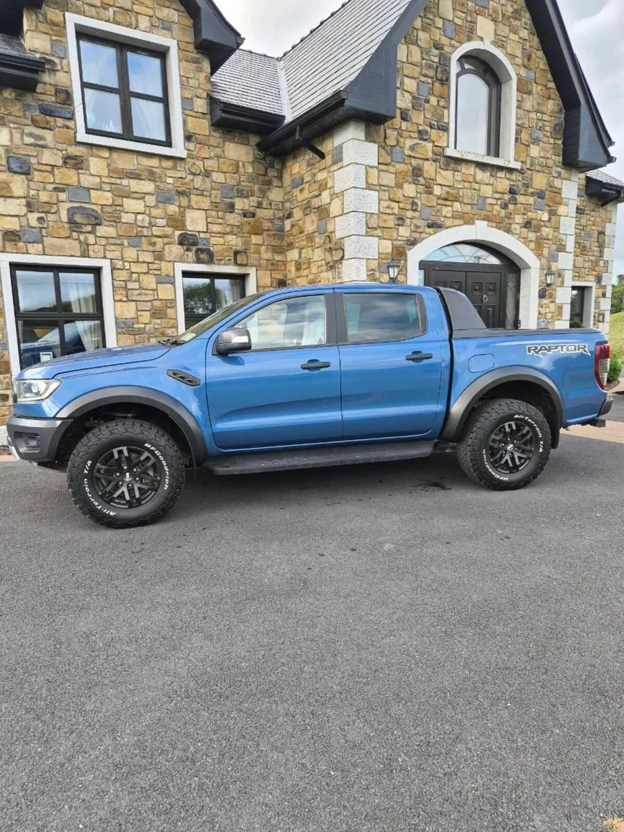 Ford Raptor - Image 4