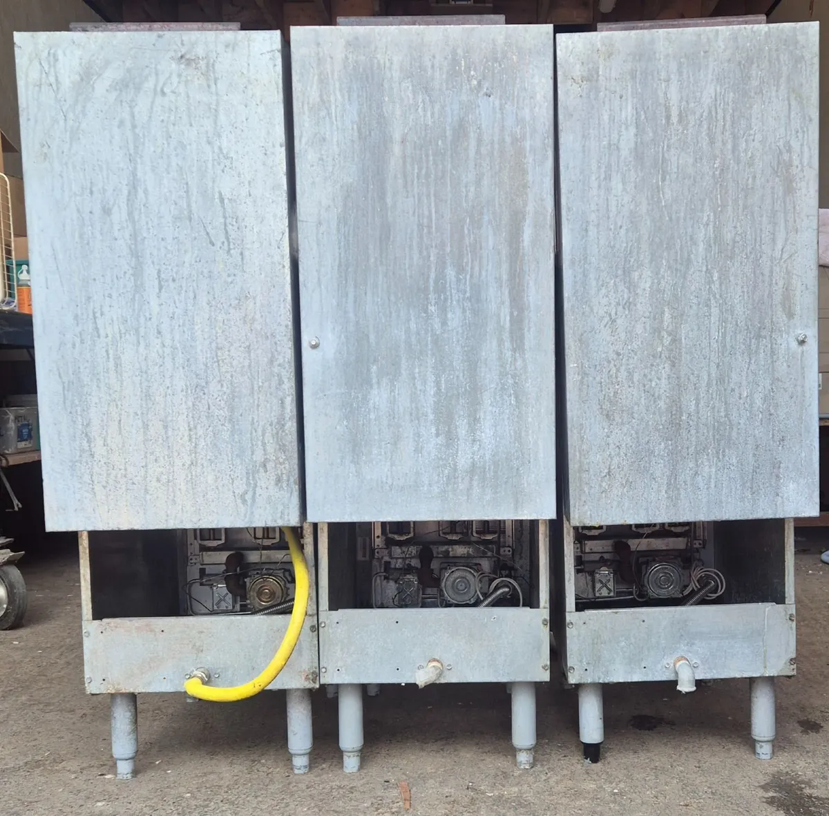 Catering equipment - Image 1
