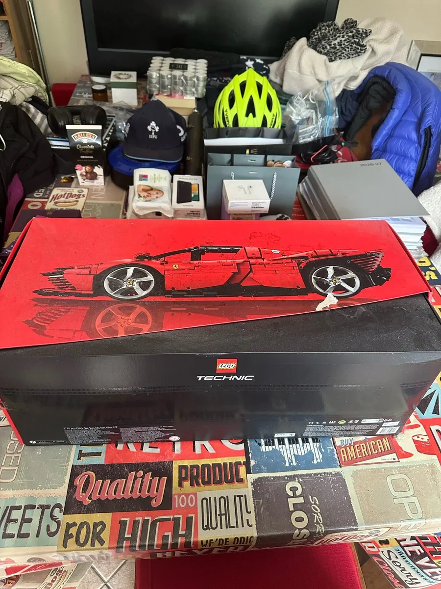 Lego Technic Ferrari - Image 1