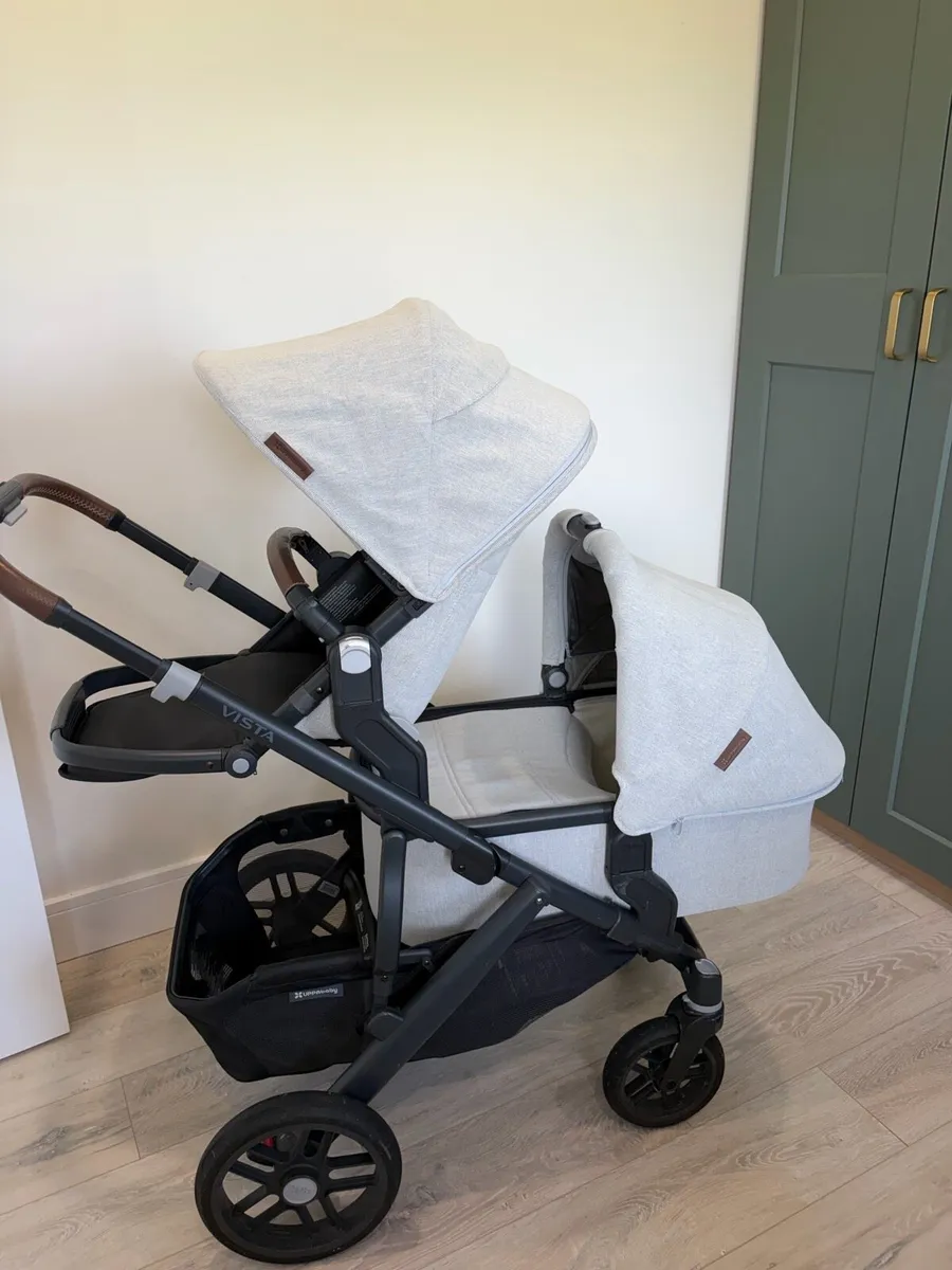 UPPAbaby Vista V2 Complete Travel System Bundle - Image 3