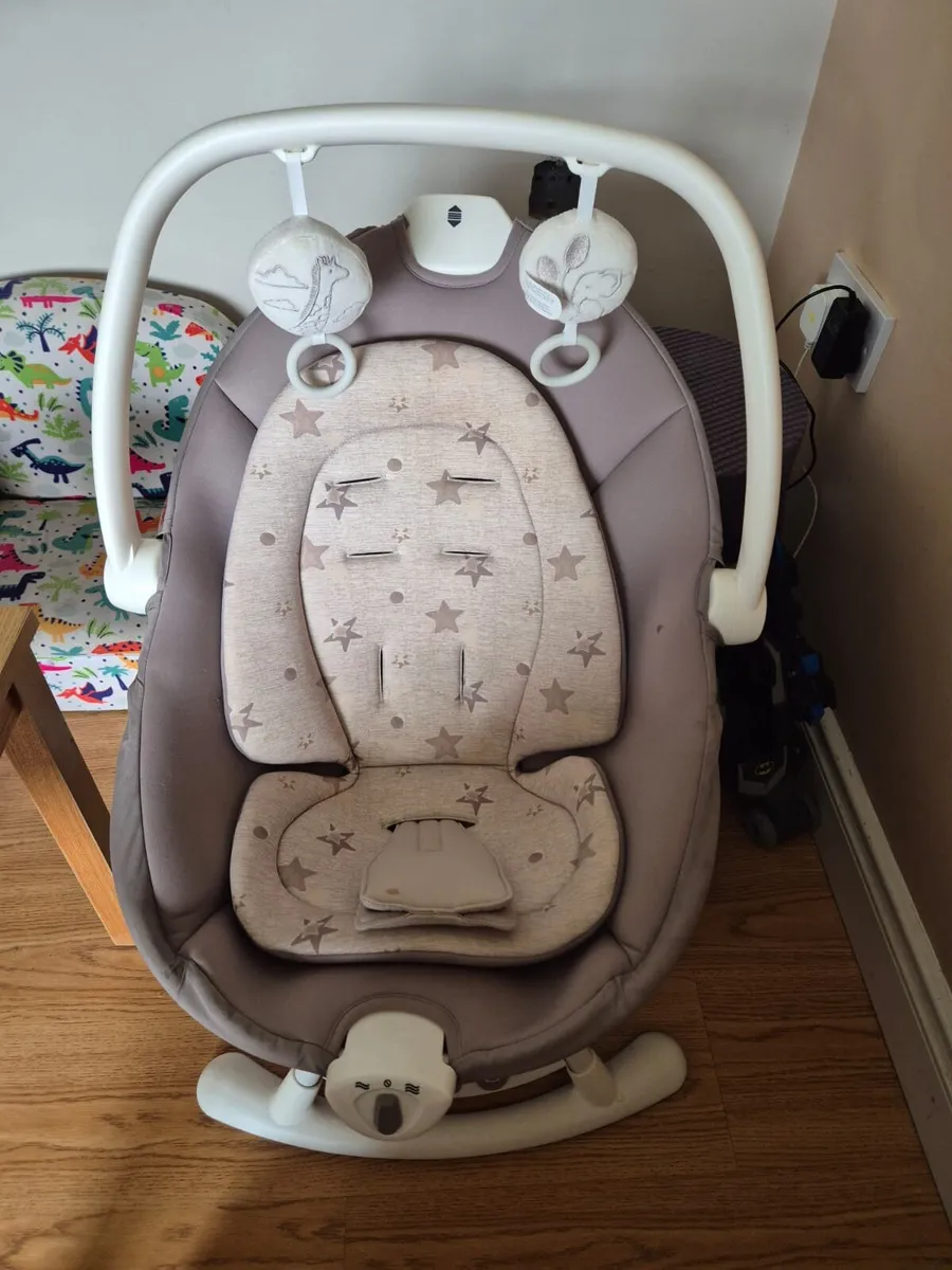 Baby bouncer and rocking chair - Image 3