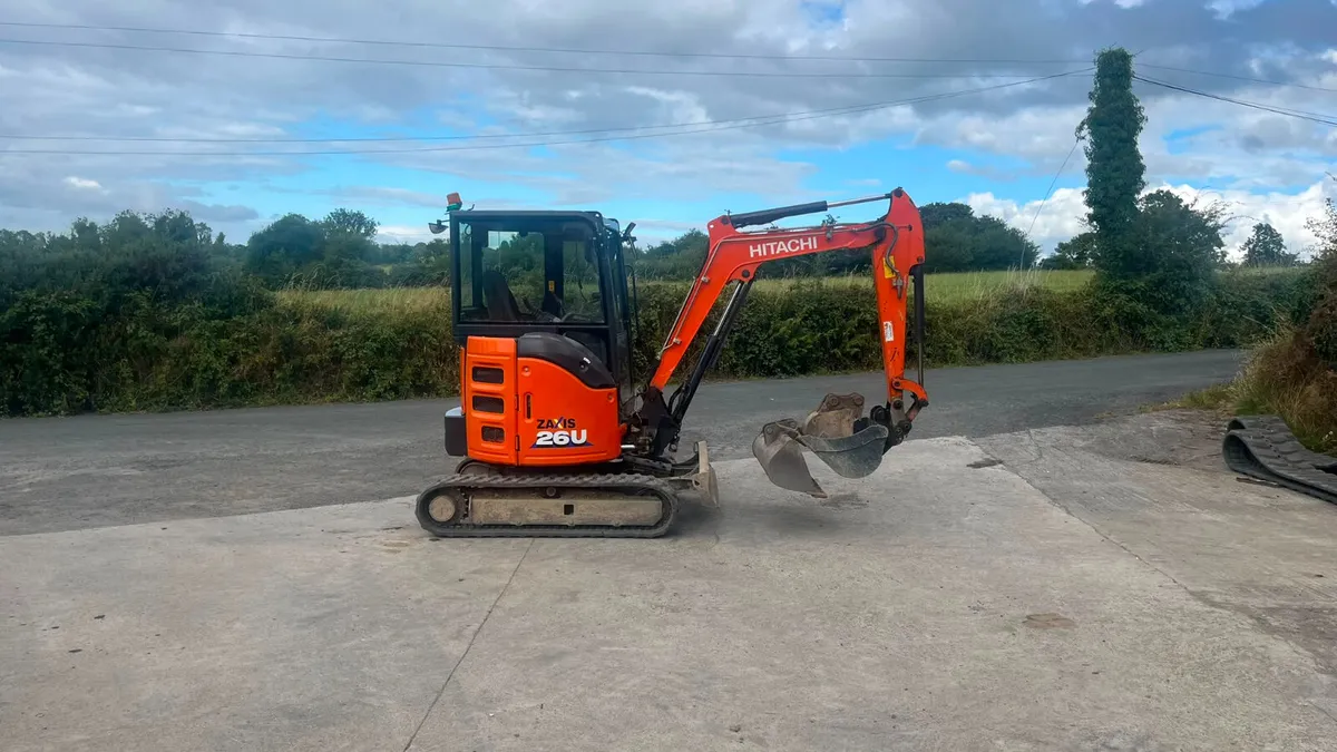 2019 Hitachi 26u.5 - Image 2