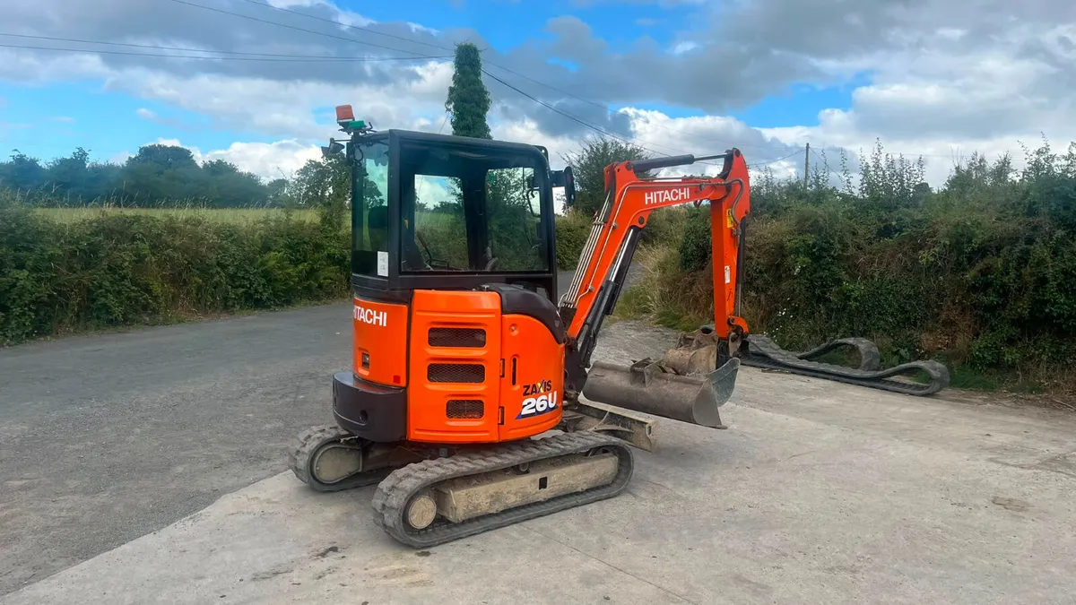 2019 Hitachi 26u.5 - Image 1