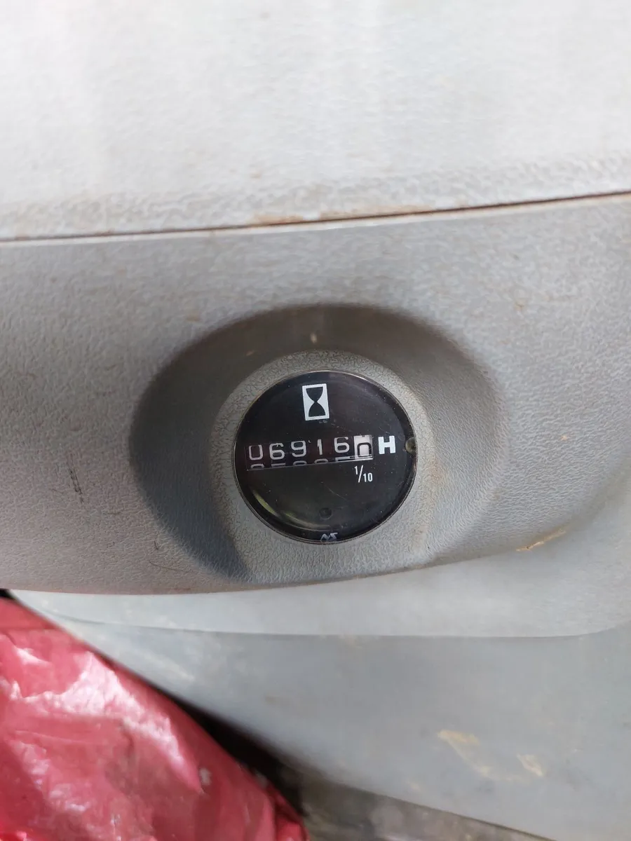 Hitachi ex120/5 - Image 3
