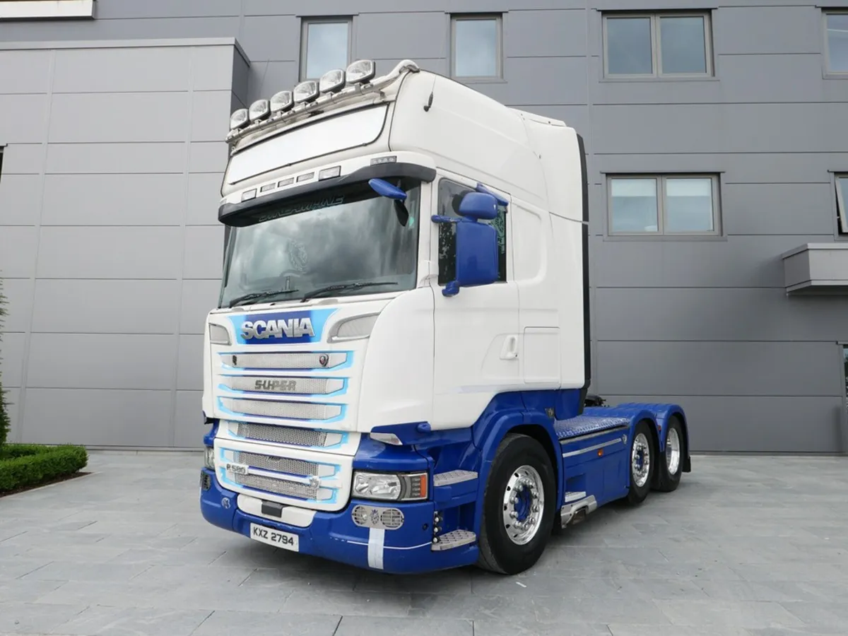 Scania R580 - Topline - 6x2 - T1-03289 - 2017 - Image 3