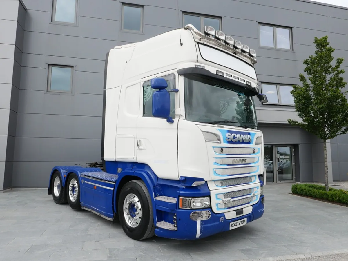 Scania R580 - Topline - 6x2 - T1-03289 - 2017 - Image 1