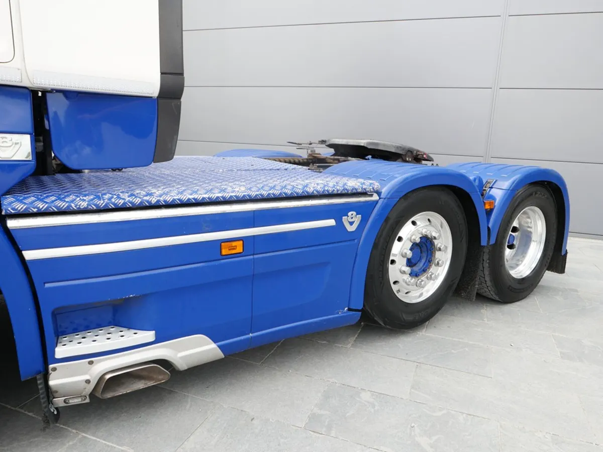 Scania R580 - Topline - 6x2 - T1-03289 - 2017 - Image 4