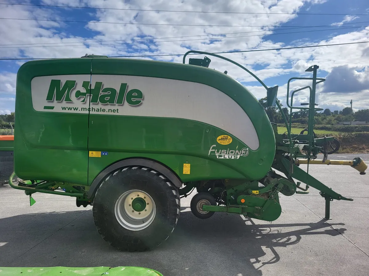 2022 McHale Fusion 3 Plus - Image 4
