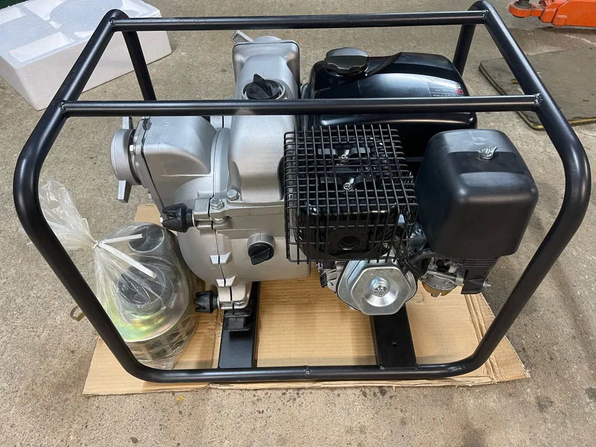 Brand New petrol water/trash pump - Image 4