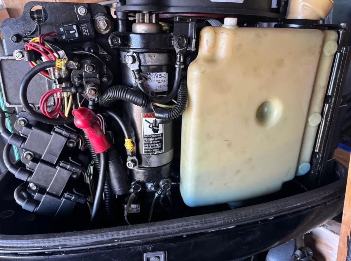 2006 Mercury 90HP 2-Stroke Outboard Engine - Image 2