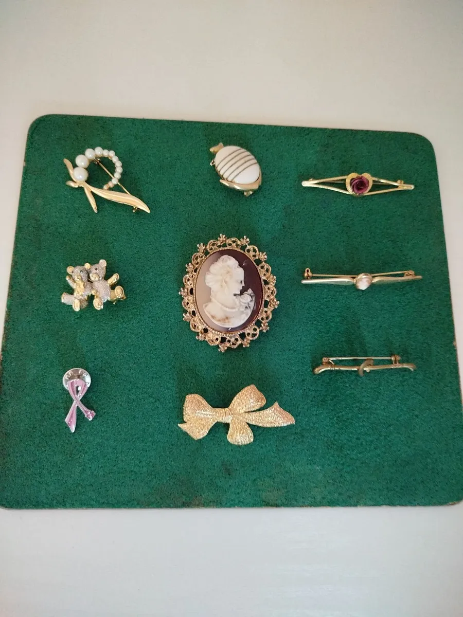 Ladies  Jewellery - Image 1