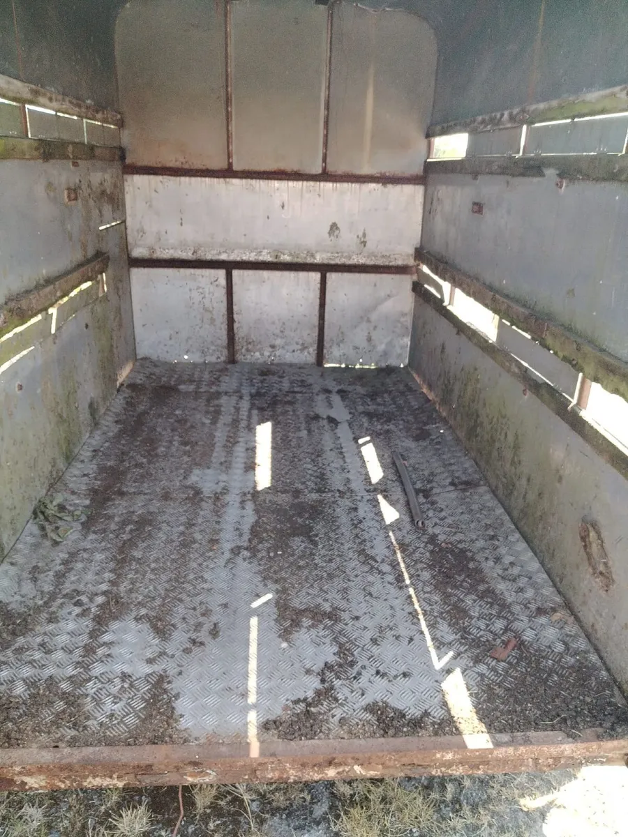Livestock Trailer - Image 2
