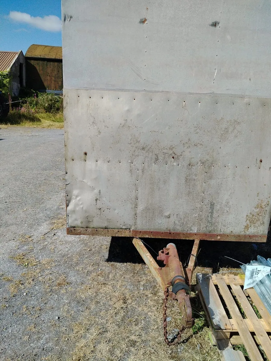 Livestock Trailer - Image 4
