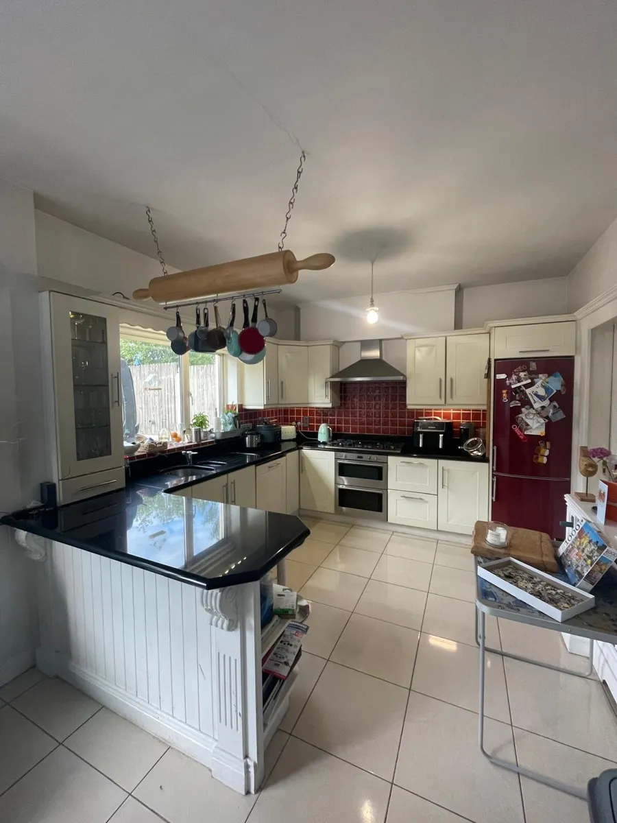 Kitchen - Image 1