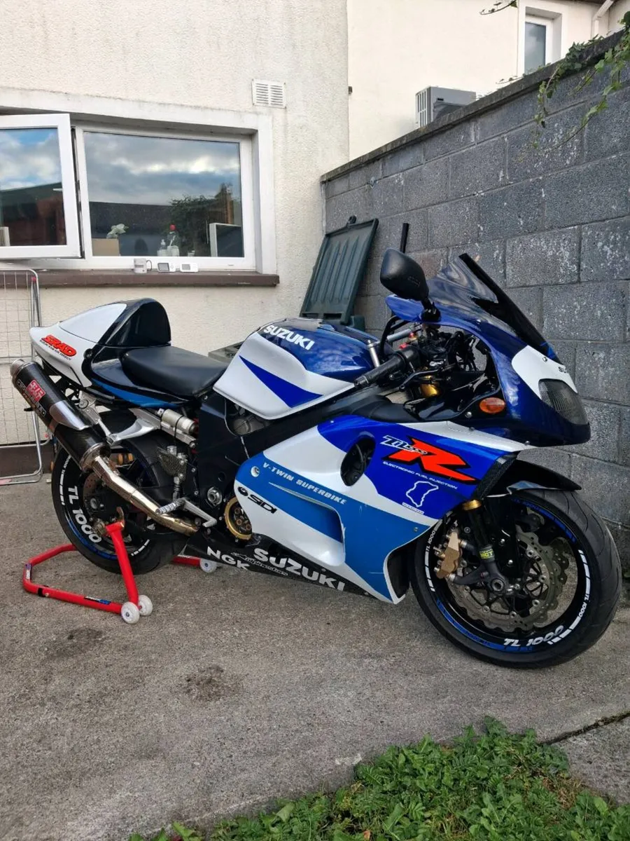 Suzuki TL1000R - Image 1