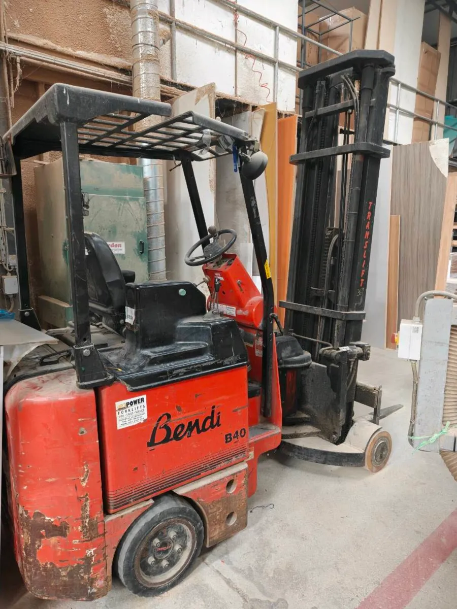 Translift Bendi B40 Articulated Electric Forklift - Image 1