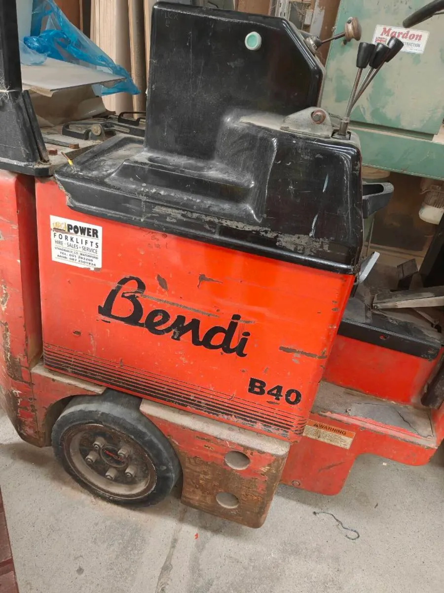 Translift Bendi B40 Articulated Electric Forklift - Image 3
