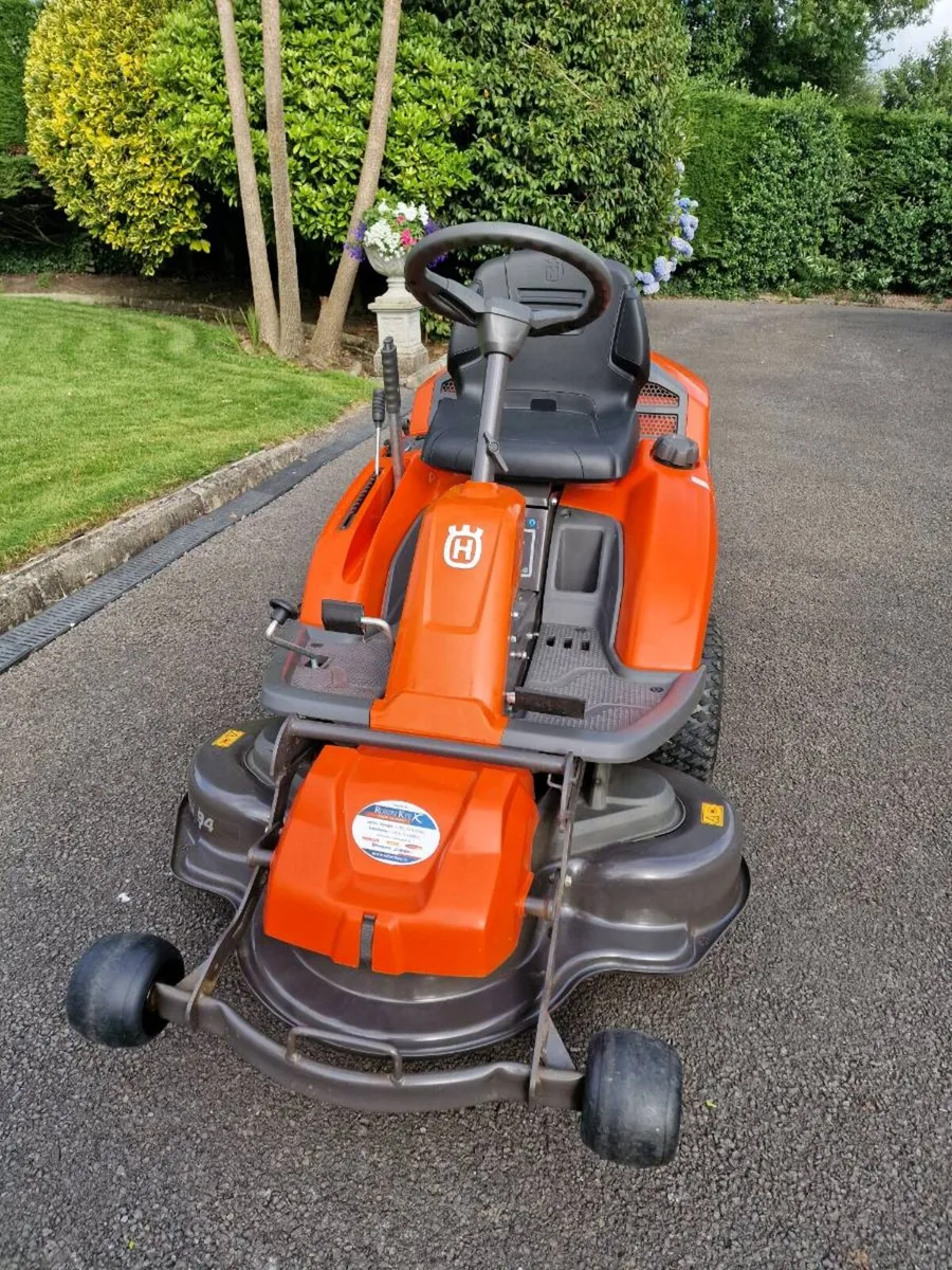 Husqvarna R214TC Rider Lawn Mower - Image 4