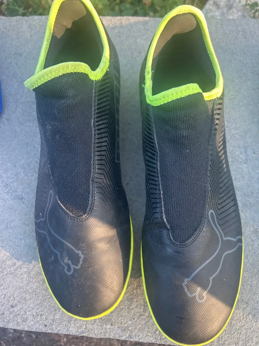 Soccer astro boots - Image 1